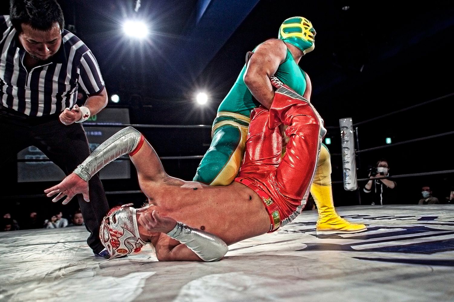 El hijo de Fishman en Japón