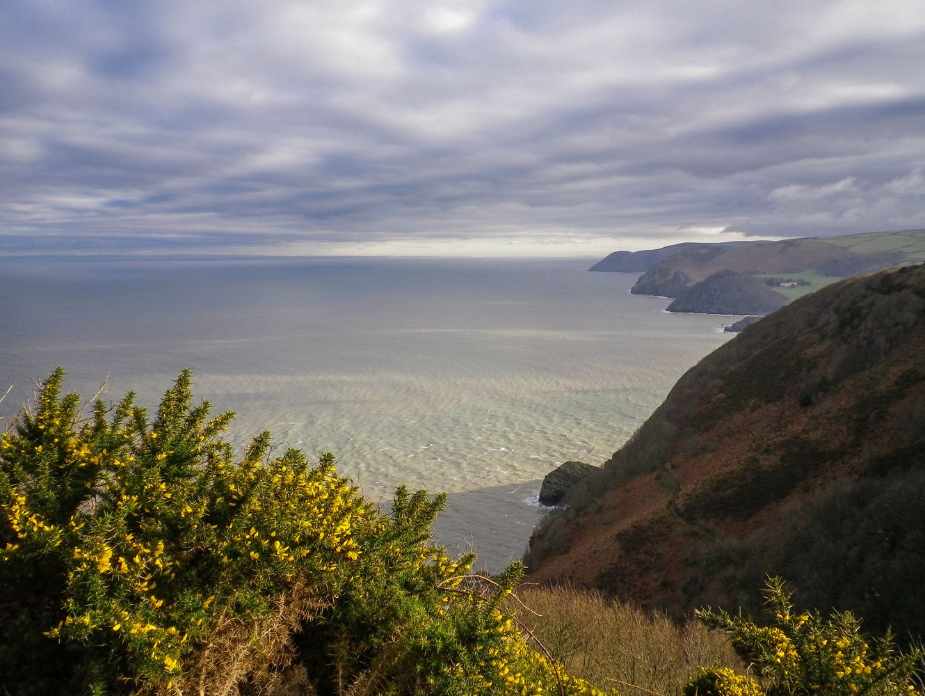 HEDDONS MOUTH EXMOOR LIGHT CONTRASTS IN DEVON