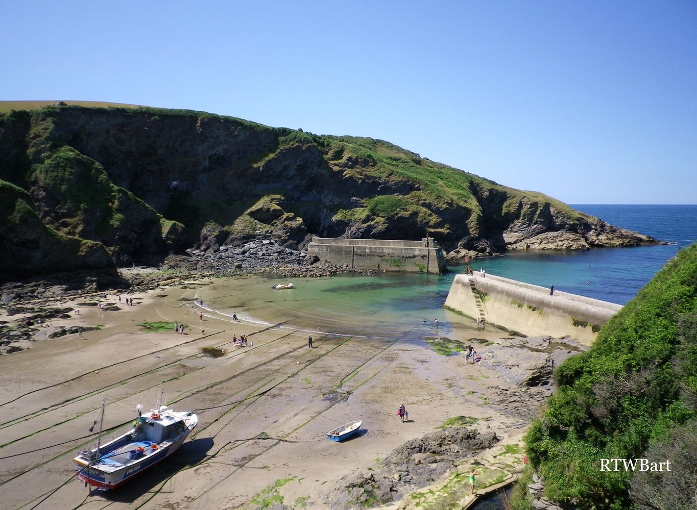 PORT ISAAC HARBOUR CORNWALL