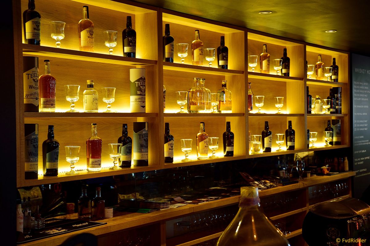 The whiskey bar (Teeling distillery, Dublin, Ireland)