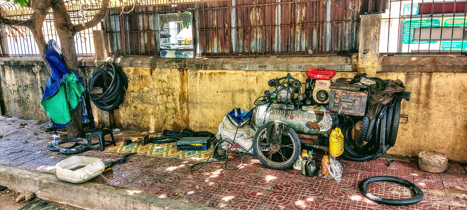 Roadside workshop in Phnom Penh