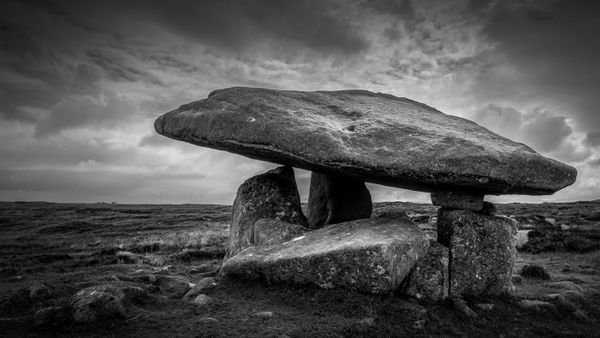 Kilclooney Dolmen BW