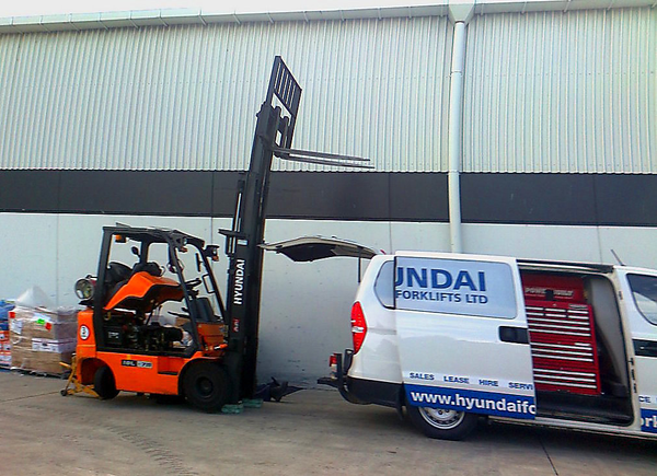 Hyundai forklift