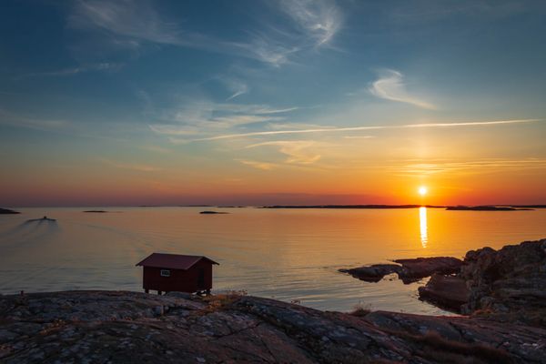 Sunset Hut V2
