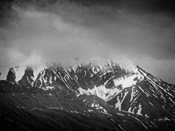 Chugach Mountains near Thompson Pass, Alaska, USA