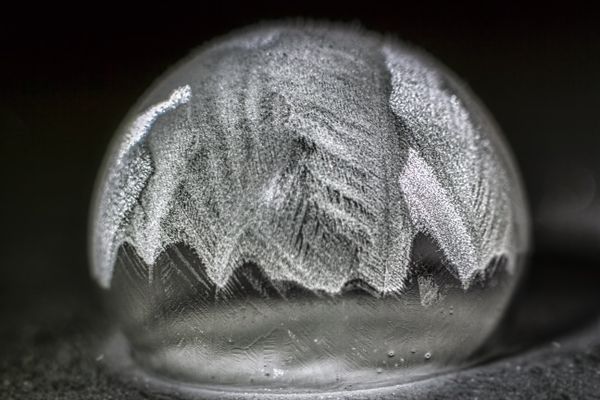 Twice Frozen bubble