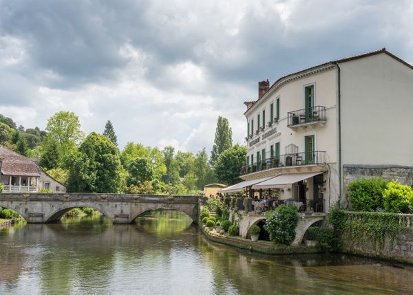 Hotel Chabrol.